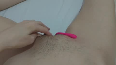 Snapshot of katrinna_arinna chatting on 01.14.25 katrina dont forget to give me thumbs up online show from 01.14.25