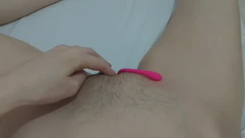 Snapshot of katrinna_arinna chatting on 01.19.25 katrina dont forget to give me thumbs up online show from 01.19.25