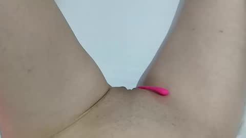 Snapshot of katrinna_arinna chatting on 01.14.26 katrina dont forget to give me thumbs up online show from 01.14.26