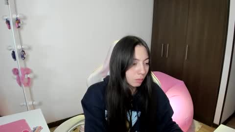 Snapshot of katrinrosex chatting on 12.03.24 Katrin online show from 12.03.24