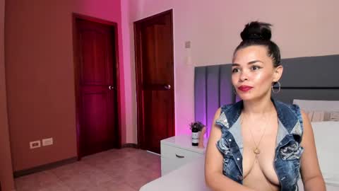 Katriona Nyx online show from 04.27.26