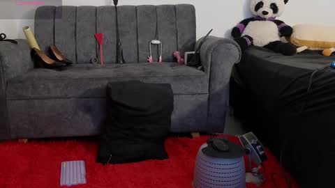 Snapshot of katt_bdsm chatting on 03.02.25 Katt online show from 03.02.25