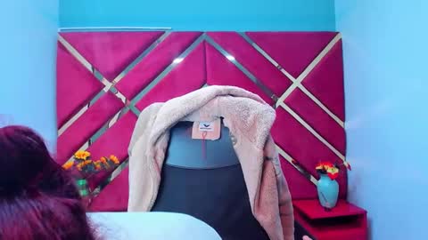 Snapshot of kattalella_luck chatting on 11.16.25 kattalella luck online show from 11.16.25