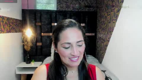 K A T T E  online show from 05.05.26