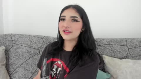 Snapshot of kattengel_ chatting on 05.31.26 Kat online show from 05.31.26