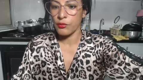 Snapshot of kattleyagray chatting on 06.16.26 KattleyaGrey online show from 06.16.26
