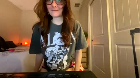 Josie live show Tuesday Wednesday and Thursday online show from 10.12.25