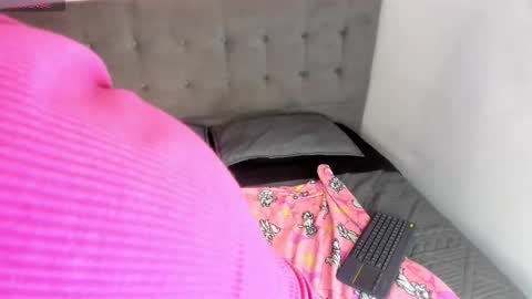 Katty Kiss  online show from 02.22.26