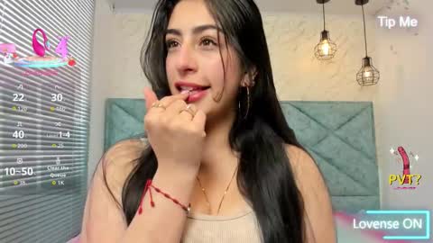 katty_love01 online show from 10.13.25