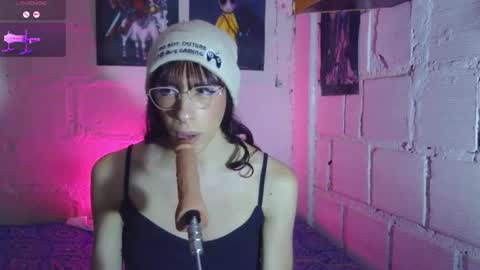 kattycat_ online show from 12.05.25