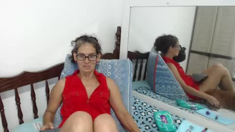 Snapshot of kattydirty144 chatting on 12.28.24 angel online show from 12.28.24