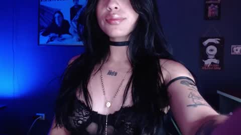      online show from 12.01.25