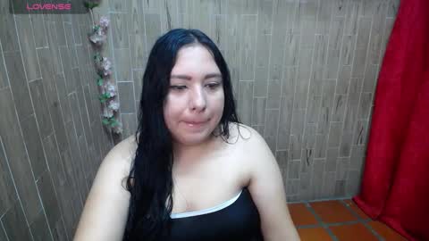 Snapshot of katy2425 chatting on 11.25.25 Katy online show from 11.25.25