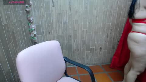 Snapshot of katy2425 chatting on 11.30.25 Katy online show from 11.30.25