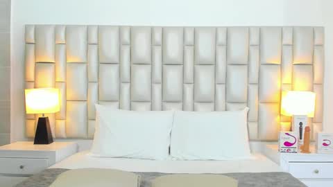 Snapshot of katy_and_paola chatting on 11.26.25 katy blonde girl and paola big boobs online show from 11.26.25