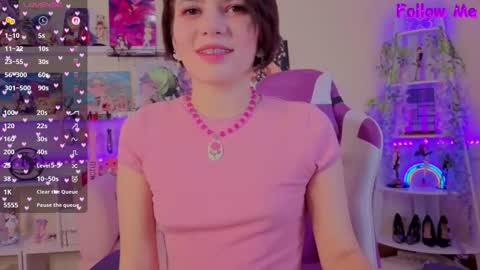 Snapshot of katyazaitseva chatting on 11.19.25 Katya online show from 11.19.25