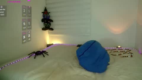 Snapshot of katylove888 chatting on 10.16.25 katy online show from 10.16.25