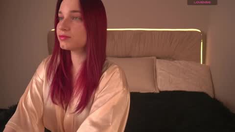 Snapshot of katymolly chatting on 01.14.26 Mia Lovense is active Private is Open online show from 01.14.26