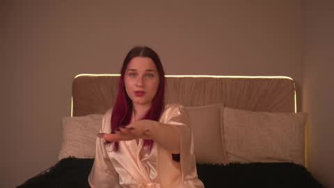 Snapshot of katymolly chatting on 01.16.26 Mia Lovense is active Private is Open online show from 01.16.26