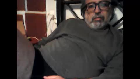 Snapshot of kausername chatting on 12.14.24 Marko online show from 12.14.24