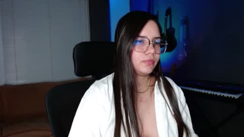 Kay online show from 01.26.25