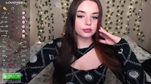 Snapshot of kayacherry chatting on 12.27.24 Alice online show from 12.27.24