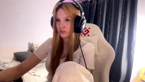 Amia online show from 03.24.26