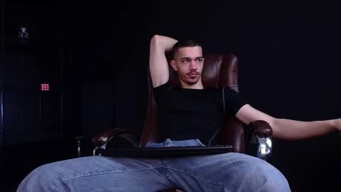 Snapshot of kaydendrew chatting on 01.10.26 KaydenDrew online show from 01.10.26