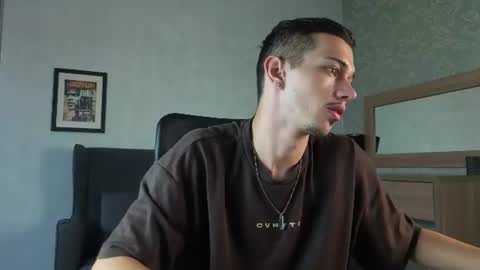 Snapshot of kaydendrew chatting on 07.29.26 KaydenDrew online show from 07.29.26