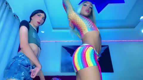 Snapshot of kayla_sexx chatting on 10.22.25 kayla_sexx online show from 10.22.25