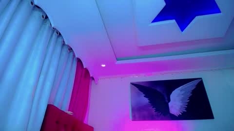 Snapshot of kayla_sexx chatting on 11.28.25 kayla_sexx online show from 11.28.25