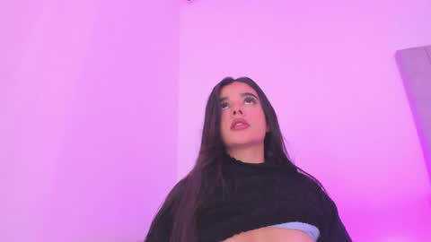 Snapshot of kaylarossi chatting on 12.16.24 Kayla online show from 12.16.24