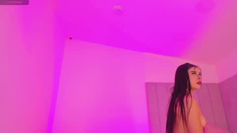 Snapshot of kaylarossi chatting on 01.26.25 Kayla online show from 01.26.25