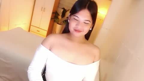 Snapshot of kayleepinay chatting on 11.03.25 Y O U R F U T U R E K A Y L E E online show from 11.03.25