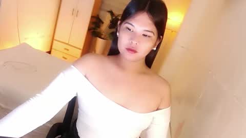 Snapshot of kayleepinay chatting on 11.07.25 Y O U R F U T U R E K A Y L E E online show from 11.07.25