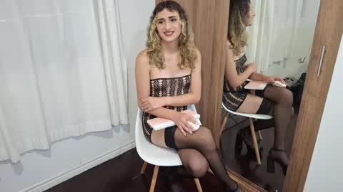 Snapshot of kayleesims_ chatting on 04.01.26 Kaylee Sims online show from 04.01.26