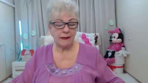 kaylesmoll online show from 04.01.26