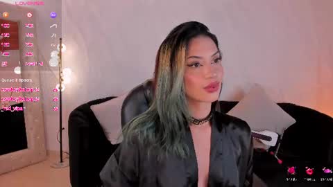 Snapshot of kayralanne chatting on 06.25.26 Kay online show from 06.25.26