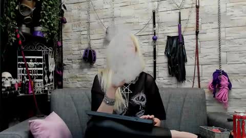 Snapshot of kaziaswart chatting on 10.06.25 Miss Kazia online show from 10.06.25