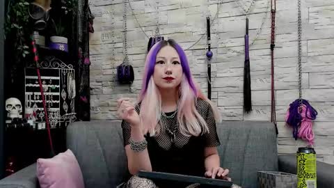 Snapshot of kaziaswart chatting on 11.23.25 Miss Kazia online show from 11.23.25