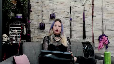 Snapshot of kaziaswart chatting on 01.11.26 Miss Kazia online show from 01.11.26