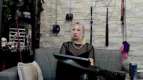 Miss Kazia online show from 05.07.26
