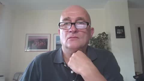 Snapshot of keilie1 chatting on 10.12.25 keilie1 online show from 10.12.25