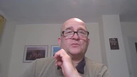 Snapshot of keilie1 chatting on 12.17.25 keilie1 online show from 12.17.25