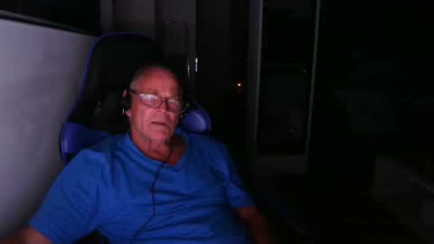 Snapshot of keinewill2002 chatting on 09.11.25 keinewill2002 online show from 09.11.25