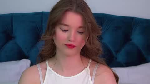 Keira online show from 05.03.26
