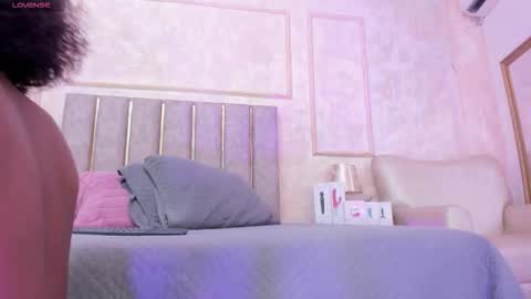 keirahartz online show from 11.30.25