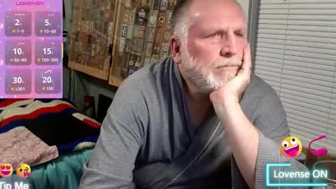 Snapshot of keithobrian chatting on 12.15.25 Keithobrian online show from 12.15.25