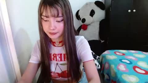 annie rosse16 online show from 04.21.26