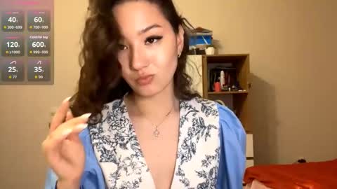 Kely online show from 10.13.25